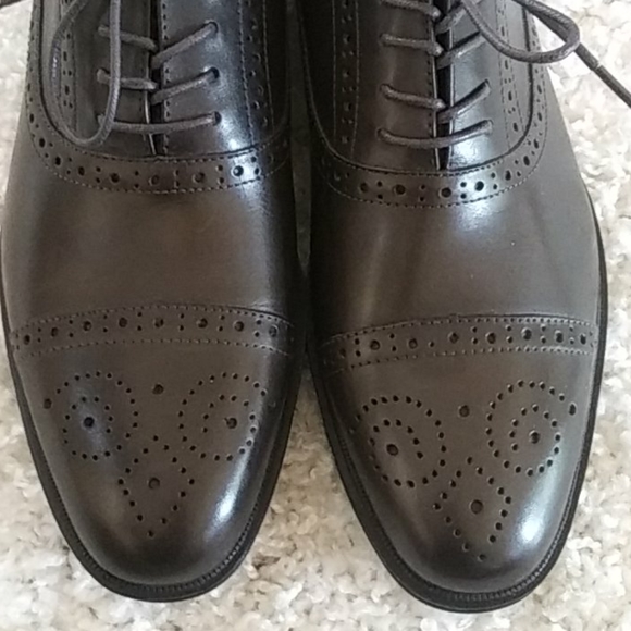 Kenneth Cole Reaction Shoes. - Picture 5 of 6